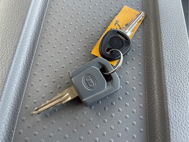 車検付3軸2デフワンオーナー新明和工業510220|中古トラックの販売・買取・査定のアイナビ