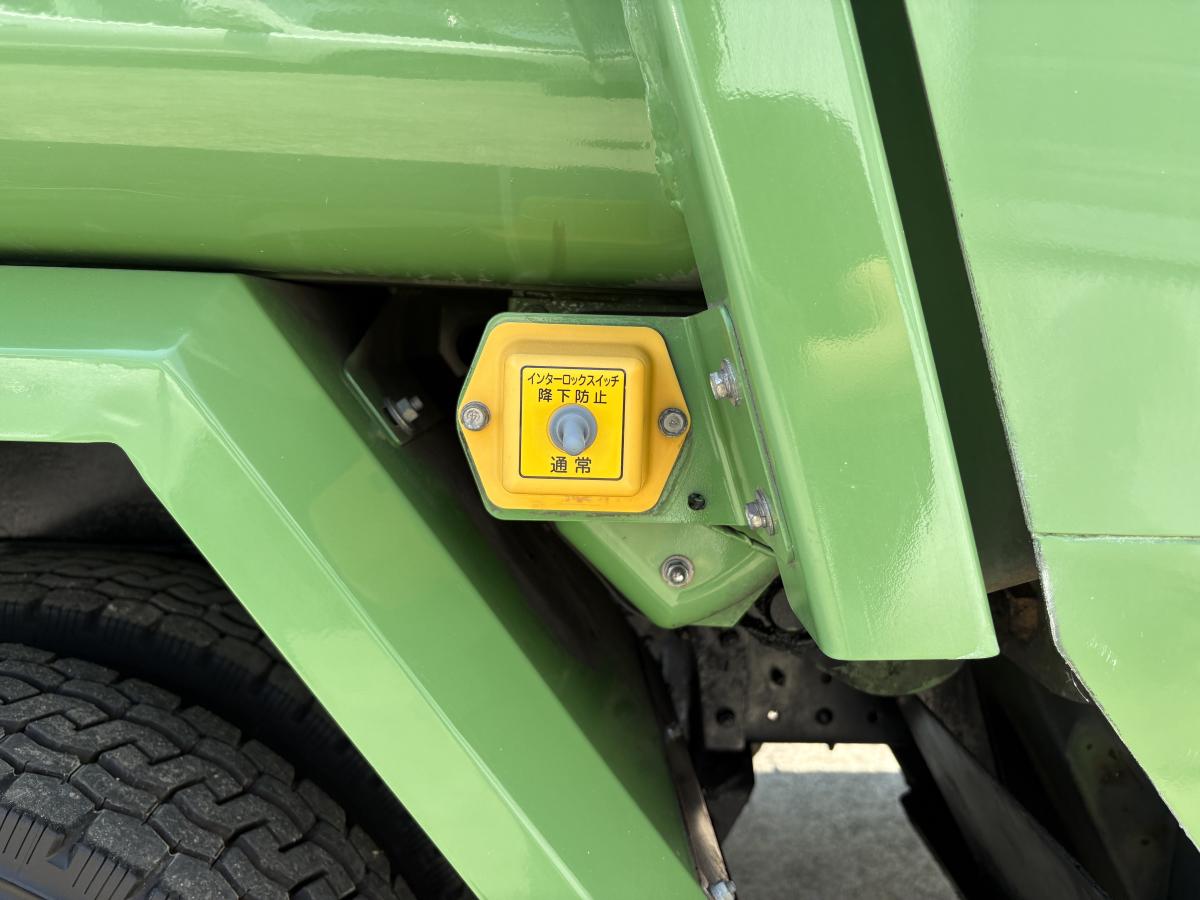 H25キャンター 塵芥車 パッカー (回転式)|中古トラックの販売・買取・査定のアイナビ