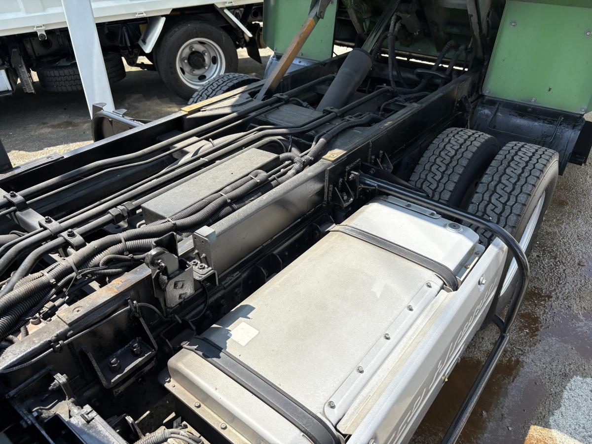 H25キャンター 塵芥車 パッカー (回転式)|中古トラックの販売・買取・査定のアイナビ