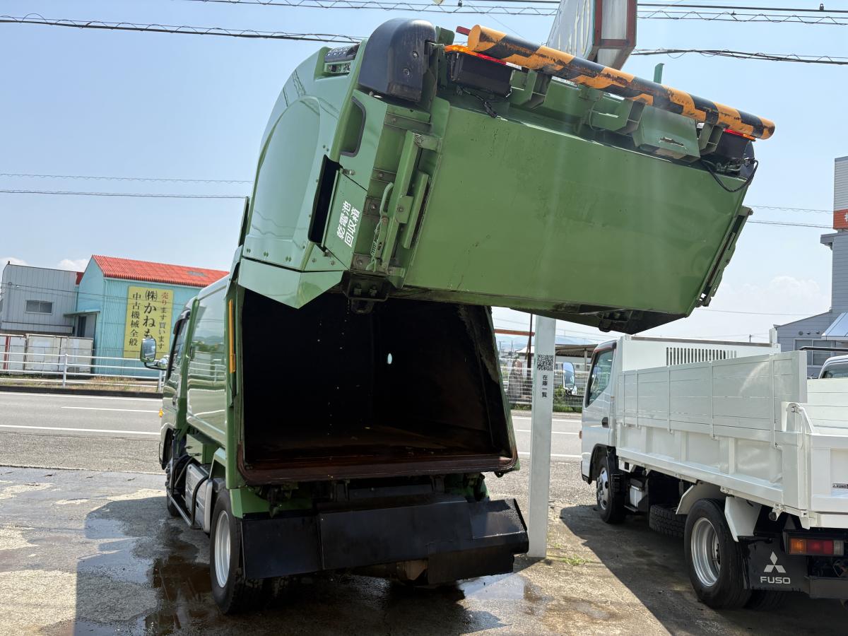 H25キャンター 塵芥車 パッカー (回転式)|中古トラックの販売・買取・査定のアイナビ