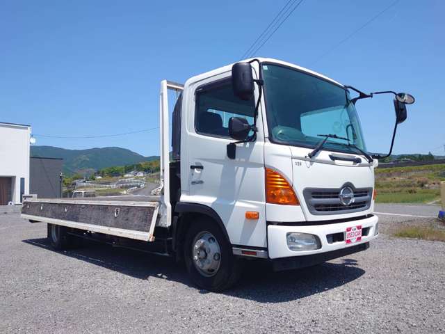 日野自動車レンジャー 4トン平ボディ 210馬力(カタログ値)|中古トラックの販売・買取・査定のアイナビ