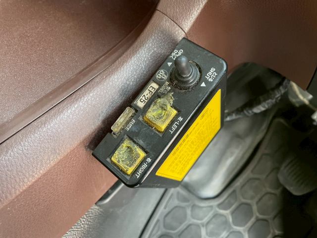 車検付6×4新明和工業額縁アオリ7速MT車10t20t土砂ダンプ|中古トラックの販売・買取・査定のアイナビ