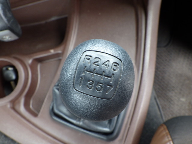 日野2DG-SH1EDGGシングルヘッド第五輪荷重11.5t|中古トラックの販売・買取・査定のアイナビ