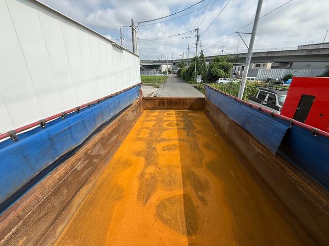 UDトラックス 乗用車 クオン|中古トラックの販売・買取・査定のアイナビ