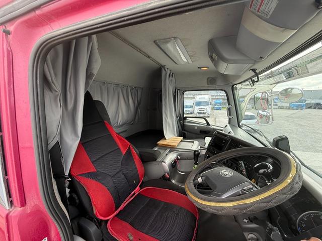 UDトラックス 乗用車 クオン|中古トラックの販売・買取・査定のアイナビ