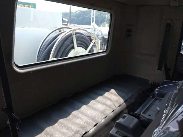 三菱ふそうファイタータンクローリー 2層4KL 消防書類有り|中古トラックの販売・買取・査定のアイナビ