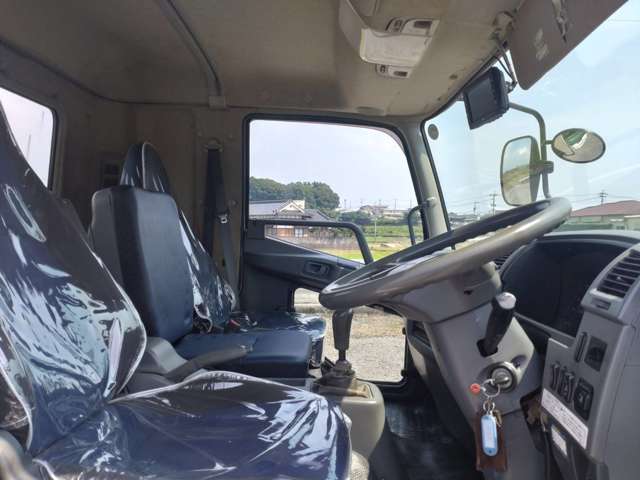 三菱ふそうファイタータンクローリー 2層4KL 消防書類有り|中古トラックの販売・買取・査定のアイナビ