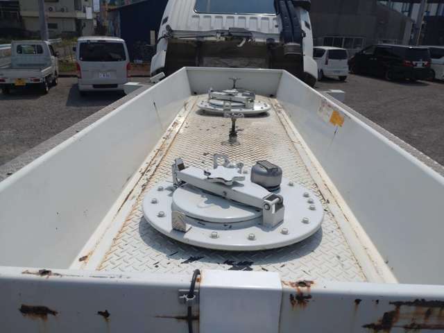 三菱ふそうファイタータンクローリー 2層4KL 消防書類有り|中古トラックの販売・買取・査定のアイナビ