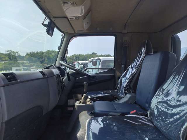 三菱ふそうファイタータンクローリー 2層4KL 消防書類有り|中古トラックの販売・買取・査定のアイナビ