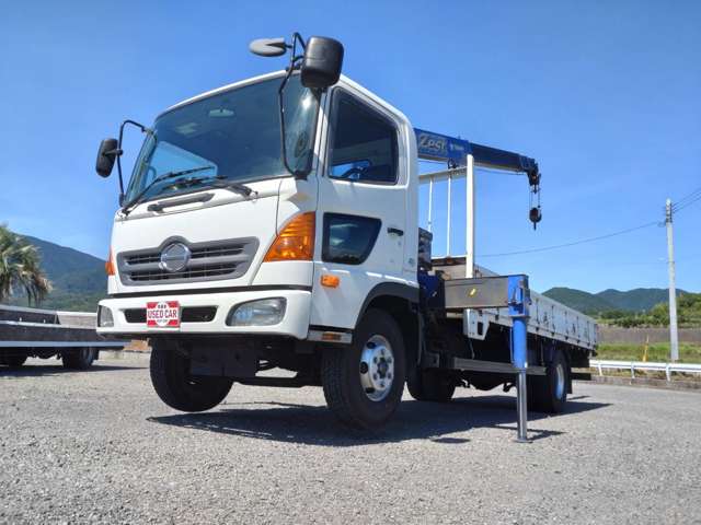 日野自動車レンジャー4トンユニック 4段クレーン ラジコン付|中古トラックの販売・買取・査定のアイナビ