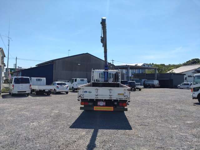 日野自動車レンジャー4トンユニック 4段クレーン ラジコン付|中古トラックの販売・買取・査定のアイナビ