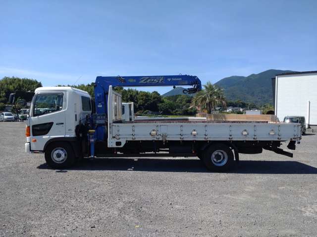 日野自動車レンジャー4トンユニック 4段クレーン ラジコン付|中古トラックの販売・買取・査定のアイナビ