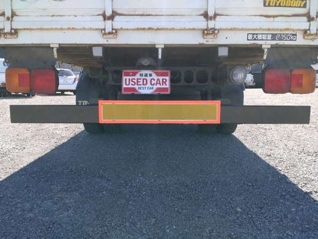 日野自動車レンジャー4トンユニック 4段クレーン ラジコン付|中古トラックの販売・買取・査定のアイナビ