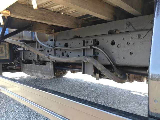 日野自動車レンジャー4トンユニック 4段クレーン ラジコン付|中古トラックの販売・買取・査定のアイナビ