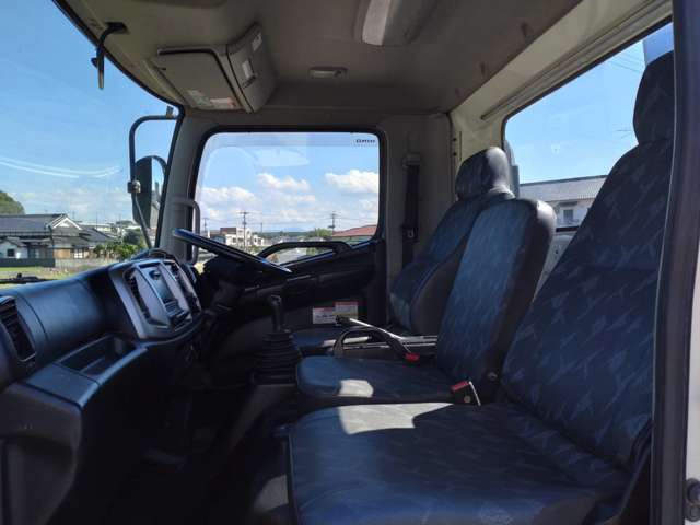 日野自動車レンジャー4トンユニック 4段クレーン ラジコン付|中古トラックの販売・買取・査定のアイナビ