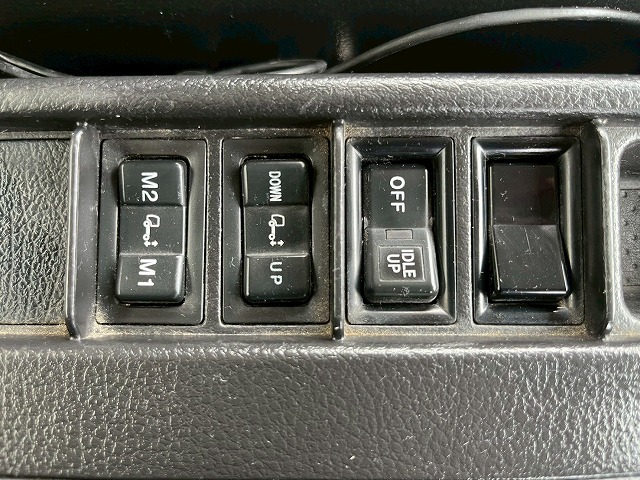 -30℃低温設定★後輪エアサス★格納式パワーゲート★フルワイド|中古トラックの販売・買取・査定のアイナビ