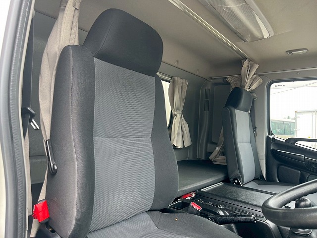 -30℃低温設定★後輪エアサス★格納式パワーゲート★フルワイド|中古トラックの販売・買取・査定のアイナビ