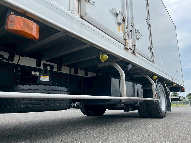 -30℃低温設定★後輪エアサス★格納式パワーゲート★フルワイド|中古トラックの販売・買取・査定のアイナビ