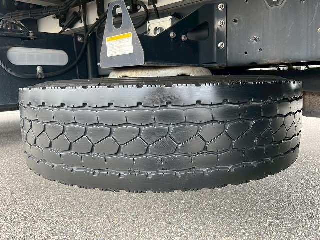 -30℃低温設定★後輪エアサス★格納式パワーゲート★フルワイド|中古トラックの販売・買取・査定のアイナビ