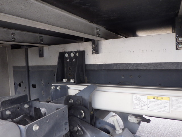 イスズ2PG-FRR90T2冷凍車4tワイド|中古トラックの販売・買取・査定のアイナビ