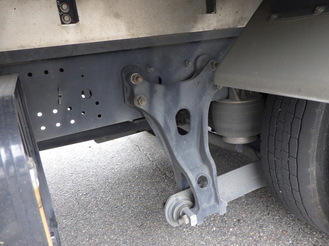 イスズ2PG-FRR90T2冷凍車4tワイド|中古トラックの販売・買取・査定のアイナビ