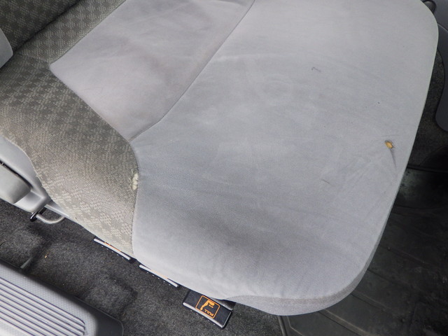 イスズ2PG-FRR90T2冷凍車4tワイド|中古トラックの販売・買取・査定のアイナビ