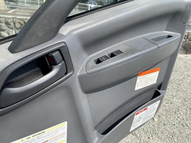 いすゞ ダンプ フォワード|中古トラックの販売・買取・査定のアイナビ