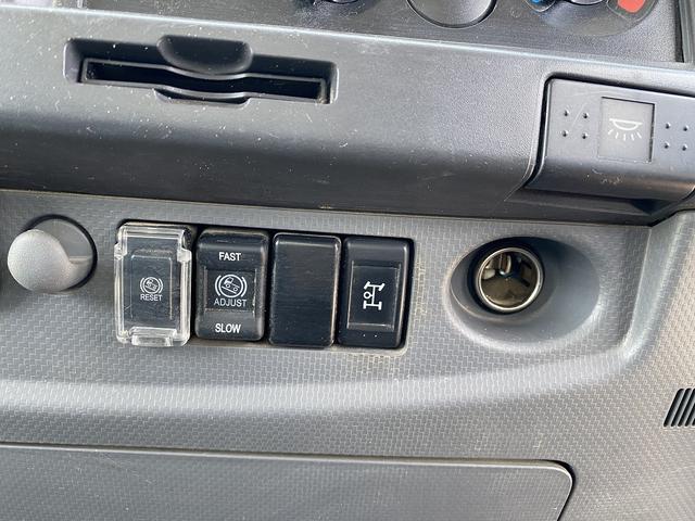 いすゞ ダンプ フォワード|中古トラックの販売・買取・査定のアイナビ