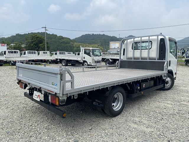 いすゞ 平ボディ|中古トラックの販売・買取・査定のアイナビ