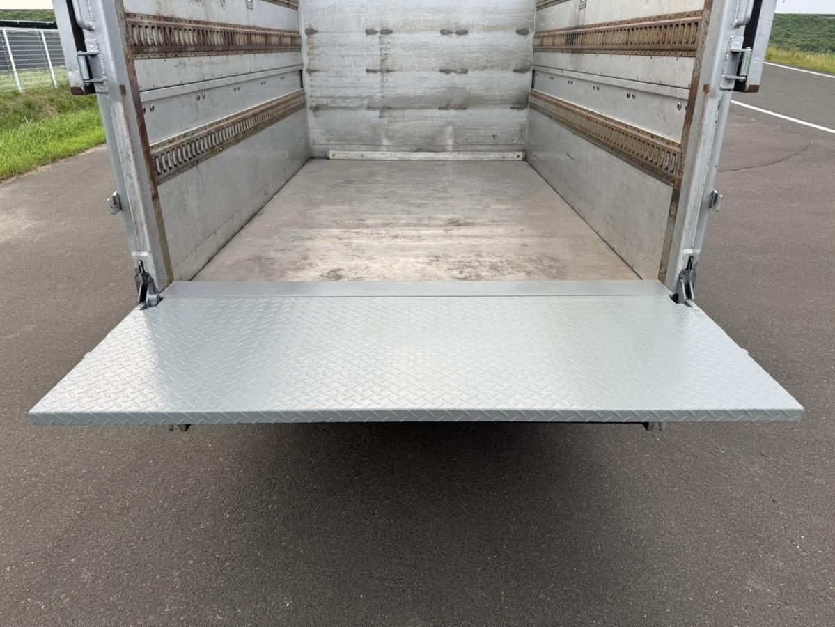 平成23年エルフアルミブロック平パワーゲートマニュアル6速|中古トラックの販売・買取・査定のアイナビ