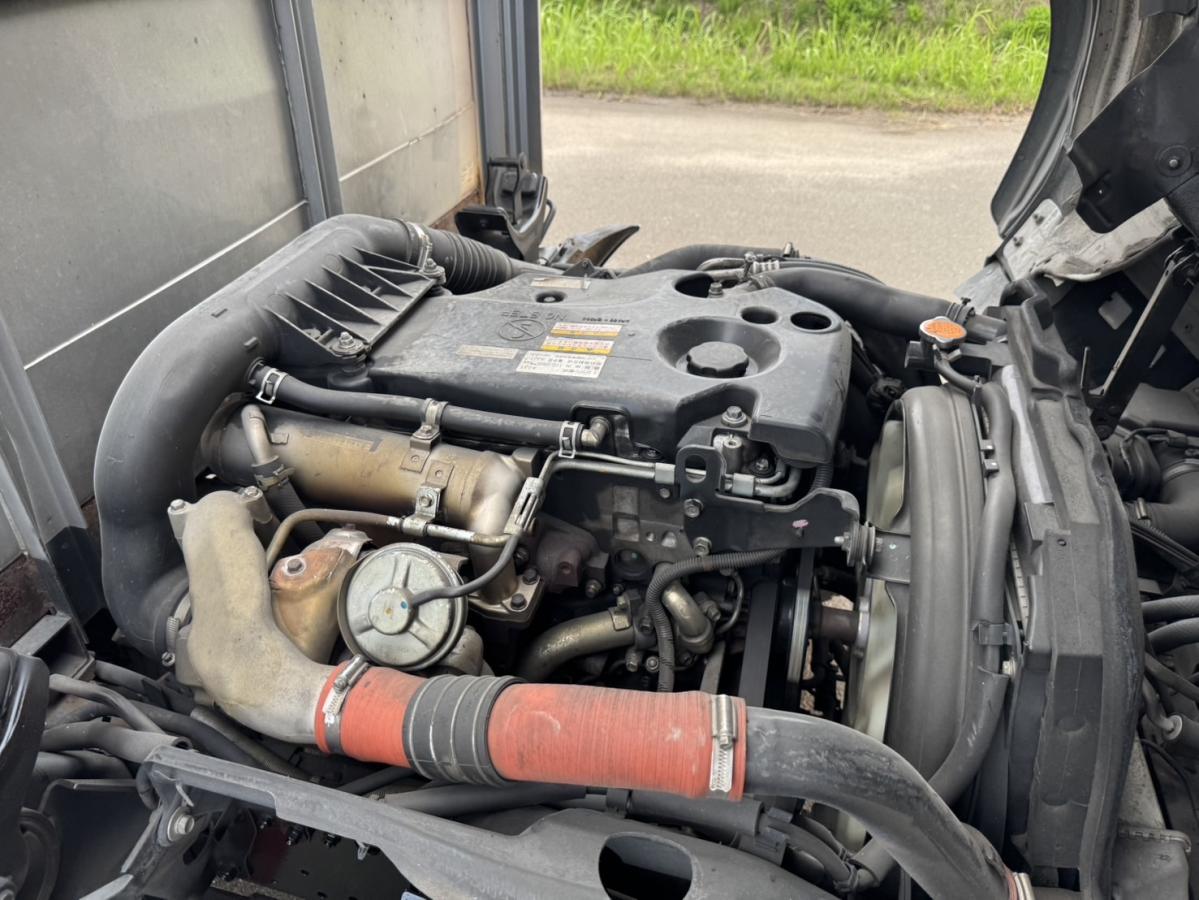 平成23年エルフアルミブロック平パワーゲートマニュアル6速|中古トラックの販売・買取・査定のアイナビ