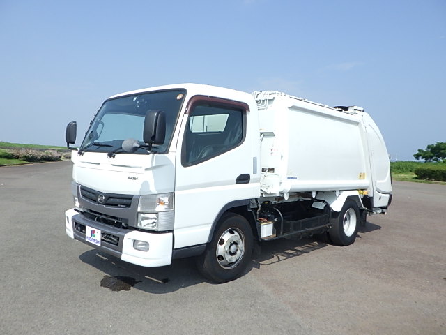 UDトラックス 平成29年式 塵芥車 6.0㎥ プレス式 新明和製|中古トラックの販売・買取・査定のアイナビ