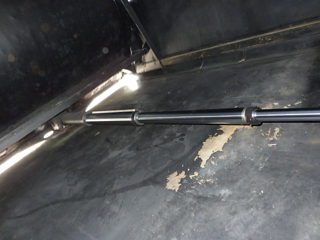 UDトラックス 平成29年式 塵芥車 6.0㎥ プレス式 新明和製|中古トラックの販売・買取・査定のアイナビ