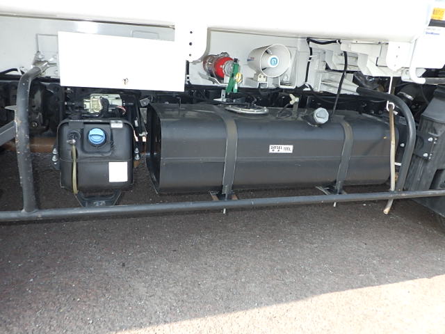 UDトラックス 平成29年式 塵芥車 6.0㎥ プレス式 新明和製|中古トラックの販売・買取・査定のアイナビ