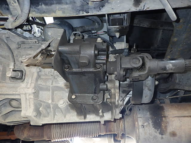 UDトラックス 平成29年式 塵芥車 6.0㎥ プレス式 新明和製|中古トラックの販売・買取・査定のアイナビ