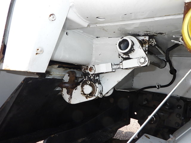 UDトラックス 平成29年式 塵芥車 6.0㎥ プレス式 新明和製|中古トラックの販売・買取・査定のアイナビ