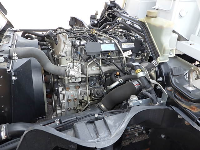 UDトラックス 平成29年式 塵芥車 6.0㎥ プレス式 新明和製|中古トラックの販売・買取・査定のアイナビ