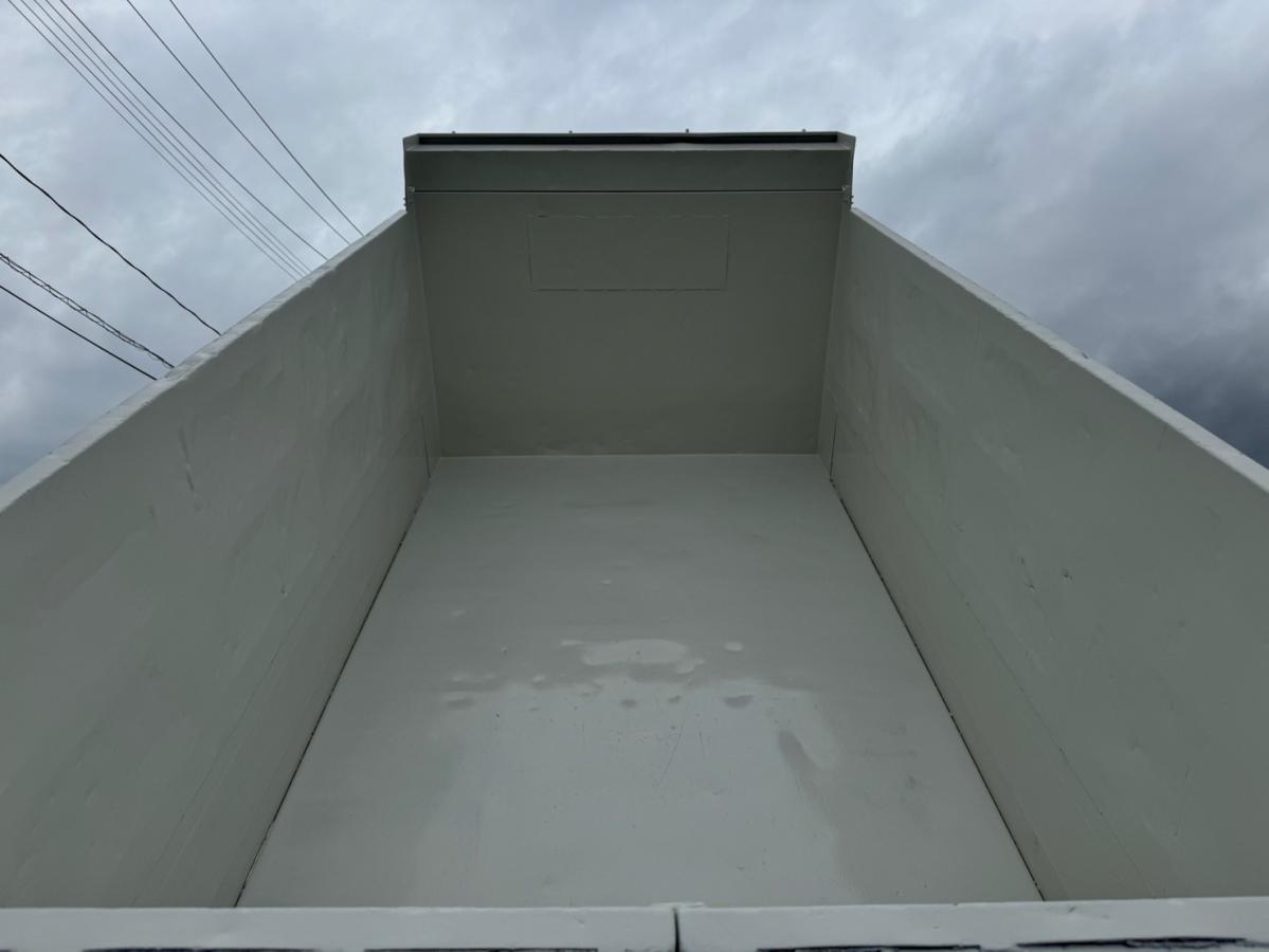 平成24年エルフ深ダンプマニュアル6速あゆみ掛け有|中古トラックの販売・買取・査定のアイナビ