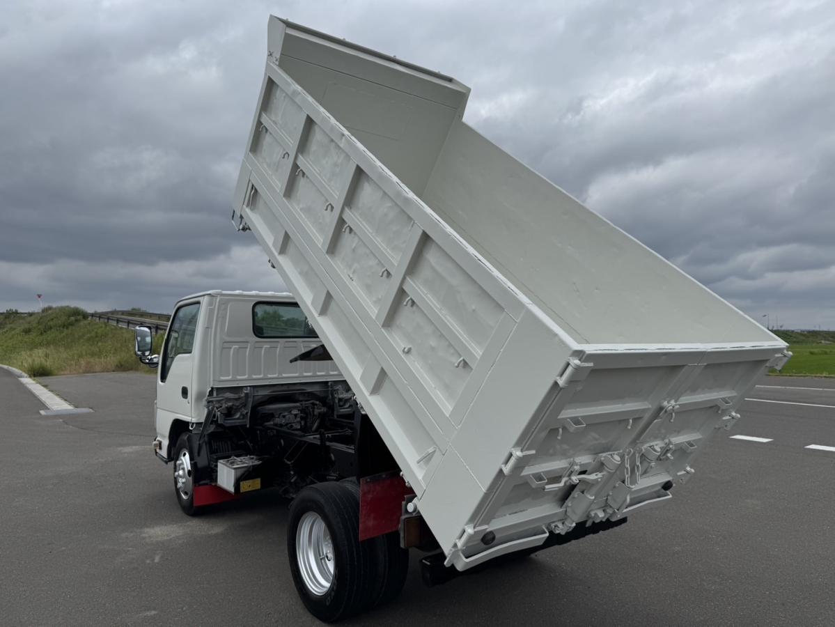 平成24年エルフ深ダンプマニュアル6速あゆみ掛け有|中古トラックの販売・買取・査定のアイナビ