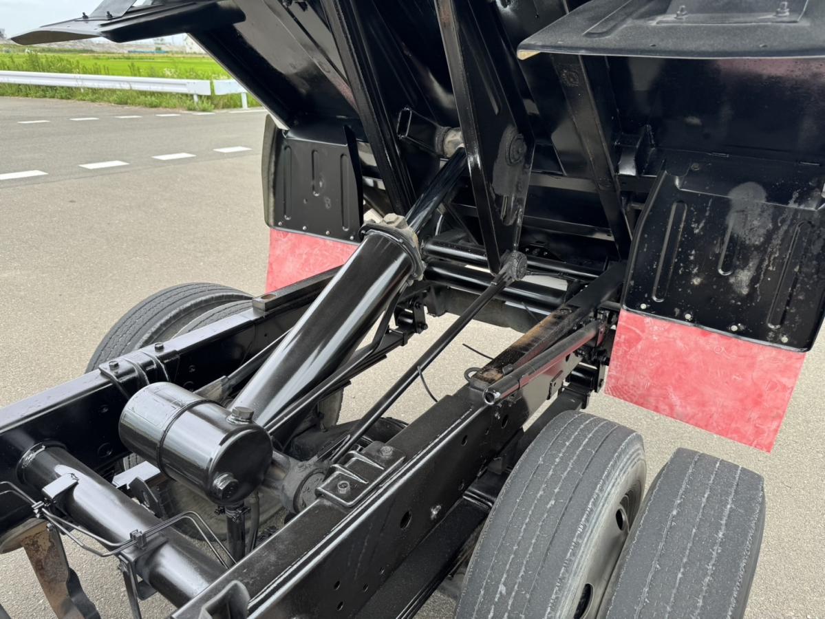 平成24年エルフ深ダンプマニュアル6速あゆみ掛け有|中古トラックの販売・買取・査定のアイナビ