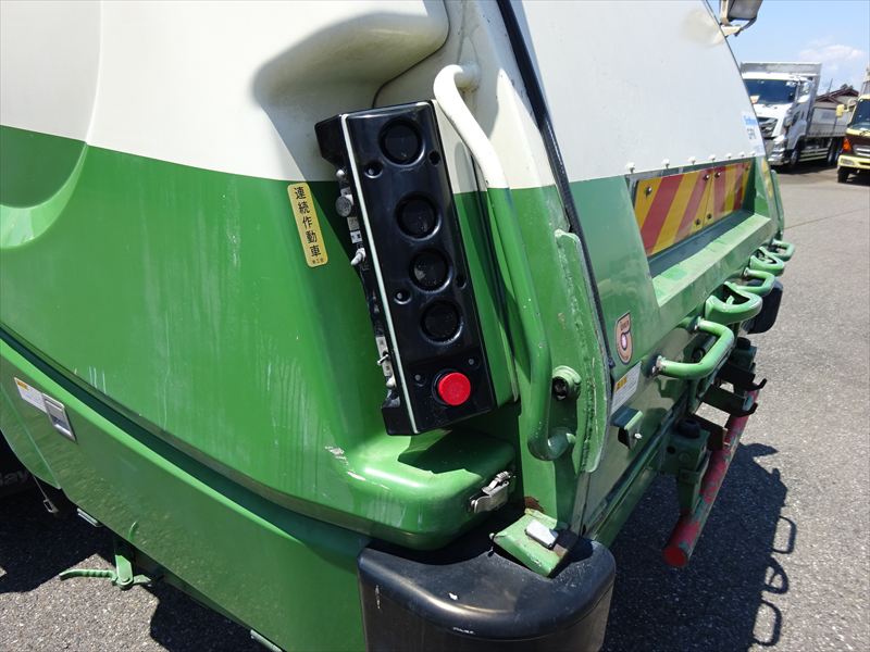 増トン プレス 10.2㎥|中古トラックの販売・買取・査定のアイナビ