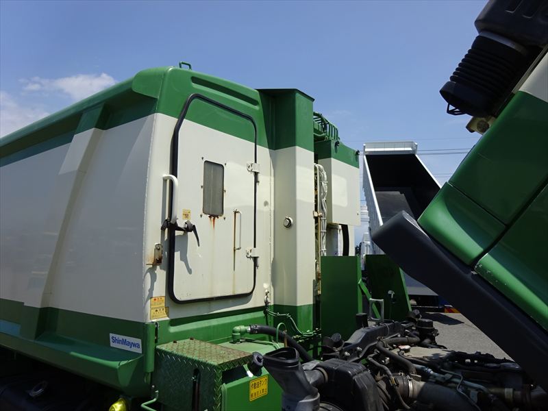 増トン プレス 10.2㎥|中古トラックの販売・買取・査定のアイナビ