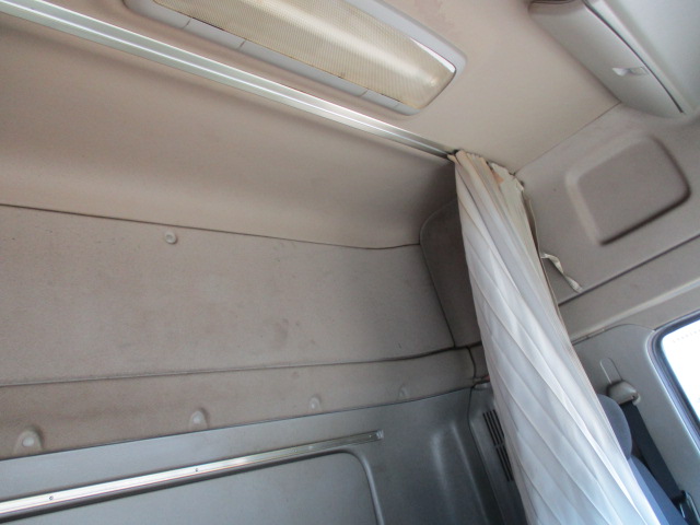 H27年式 プロフィア 3軸 冷蔵冷凍車 格納PG付!!|中古トラックの販売・買取・査定のアイナビ