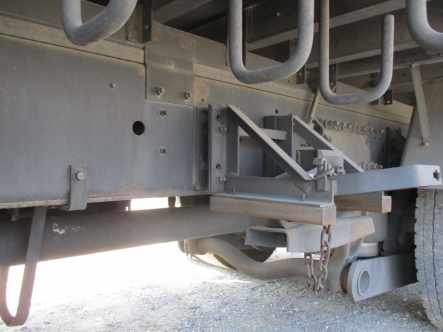 H27年式 プロフィア 3軸 冷蔵冷凍車 格納PG付!!|中古トラックの販売・買取・査定のアイナビ