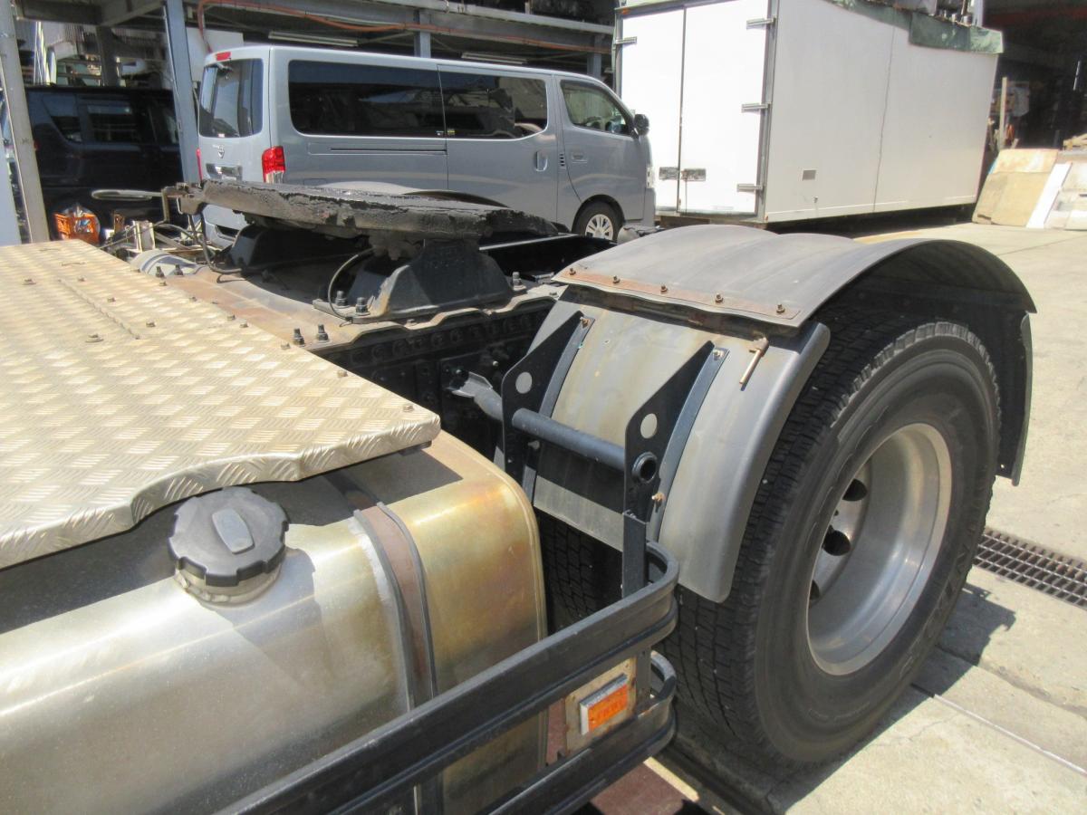 2PGクオン11.5トンハイルーフトラクタ|中古トラックの販売・買取・査定のアイナビ