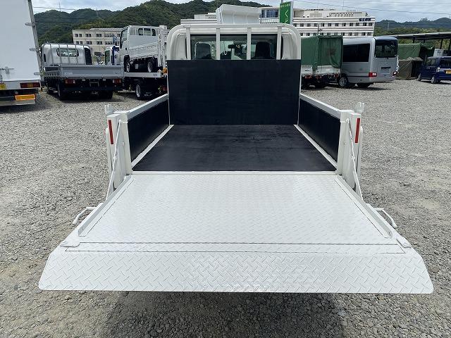 日野 Wキャブ デュトロ|中古トラックの販売・買取・査定のアイナビ