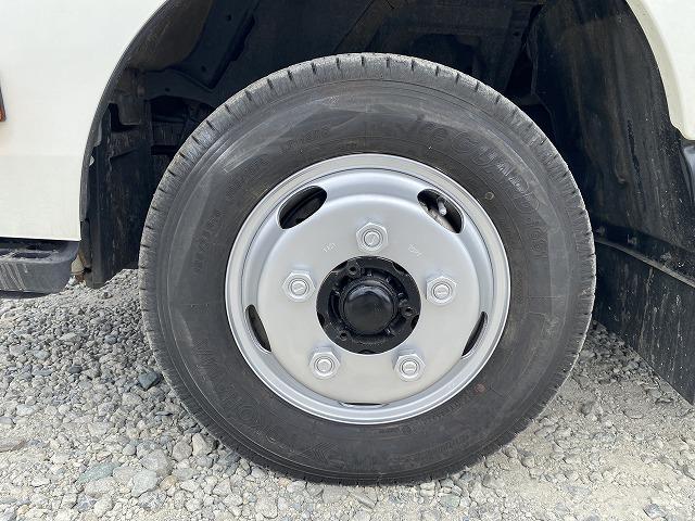 日野 Wキャブ デュトロ|中古トラックの販売・買取・査定のアイナビ