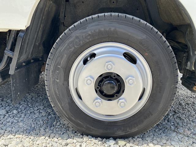 日野 Wキャブ デュトロ|中古トラックの販売・買取・査定のアイナビ