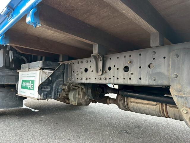 三菱ふそうキャンターガッツ平ボディ|中古トラックの販売・買取・査定のアイナビ