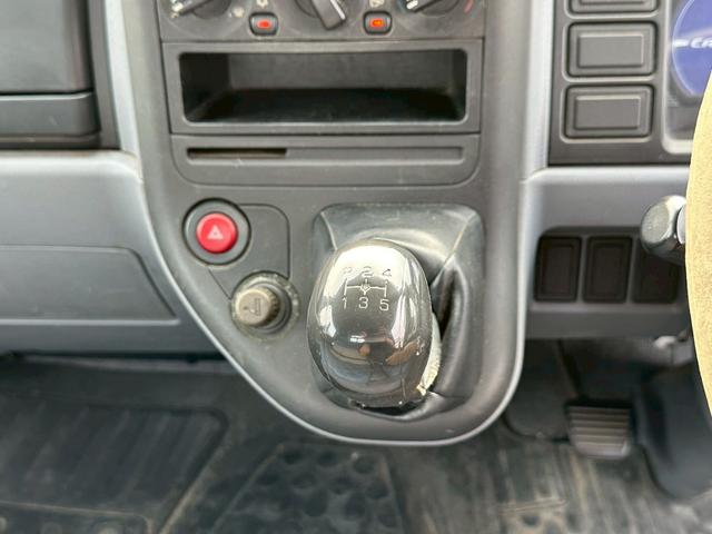 三菱ふそうキャンターガッツ平ボディ|中古トラックの販売・買取・査定のアイナビ